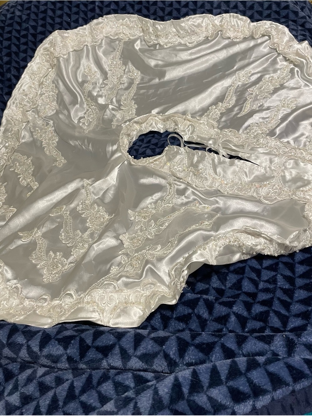 Wedding Gown Christmas Tree Skirt